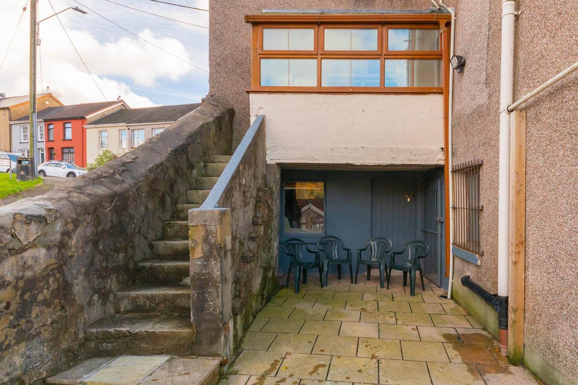 The Space Large House In Afan Forest Bike Park By Staystaycations Port Talbot Exterior foto